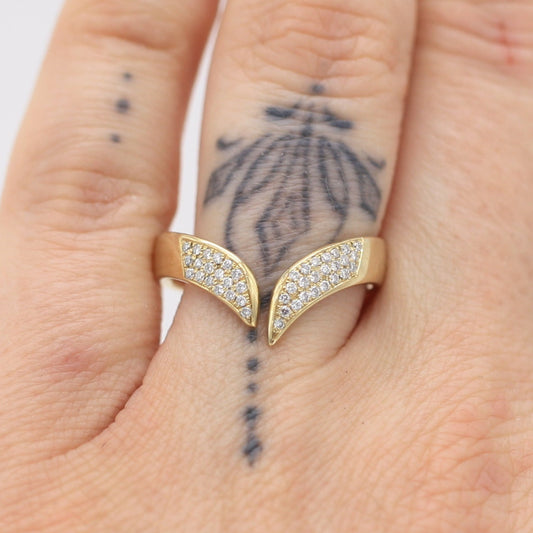 Alice Pave Diamond Open Contour Band