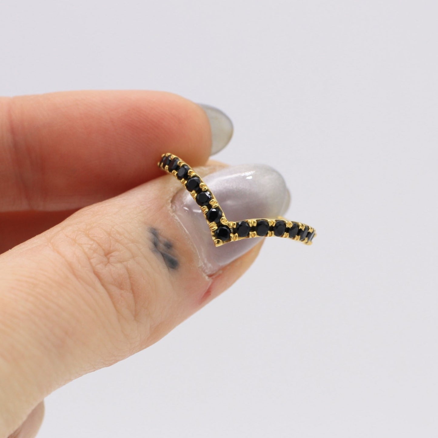 Varinia Black Diamond V-Shaped Ring