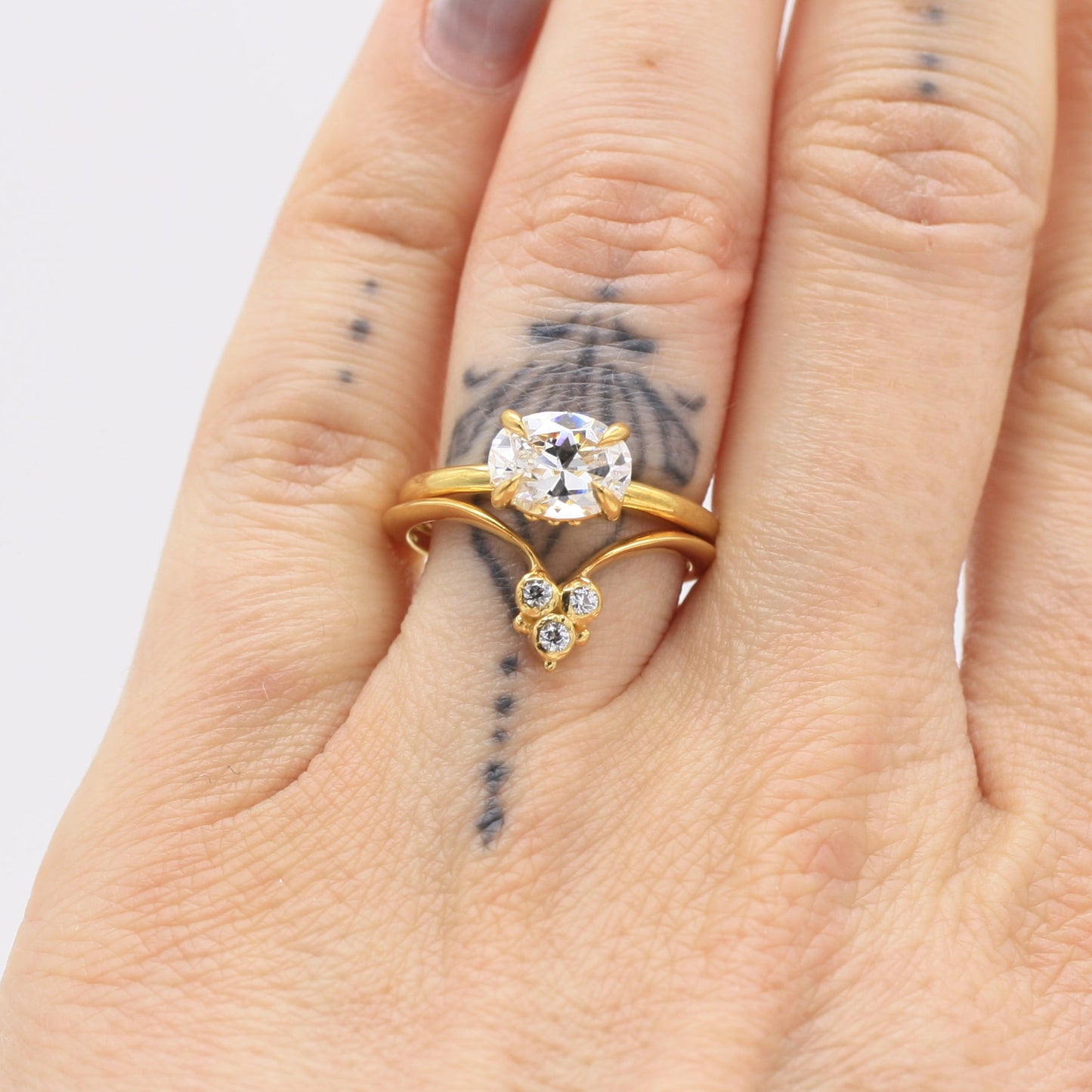 Seraphina East-West Lab Diamond Solitaire