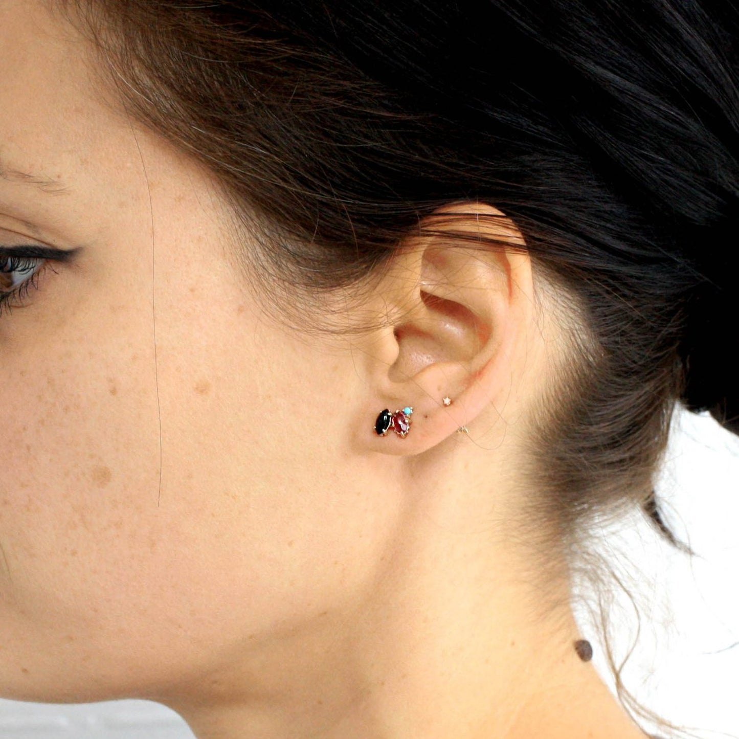 Laetus Multi-Colour 3 Stone Single Stud