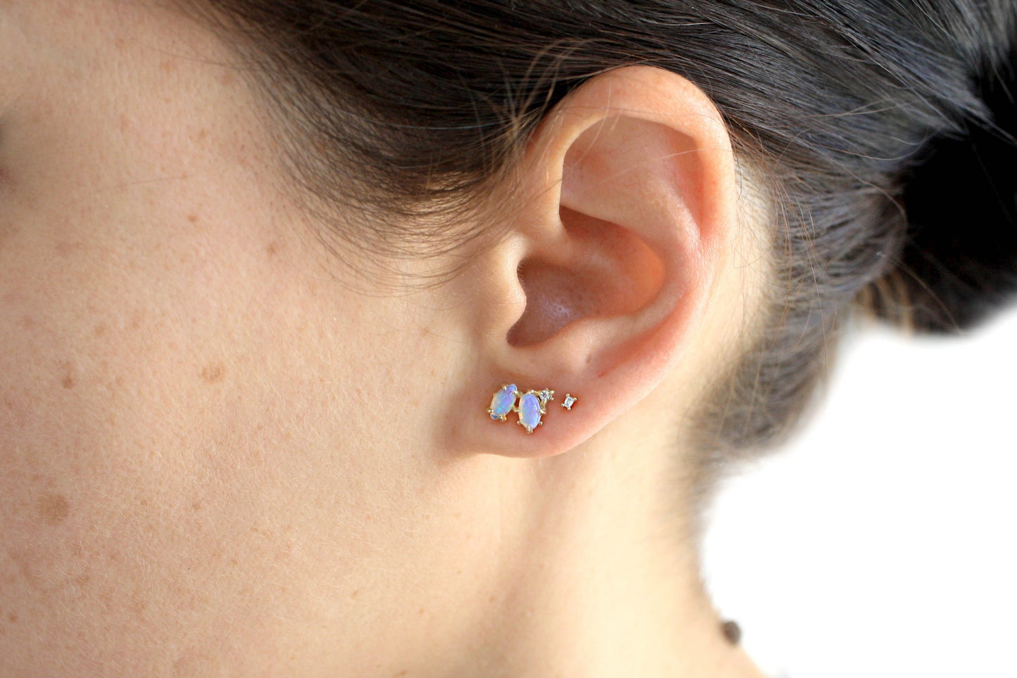 Laetus White 3 Stone Single Stud
