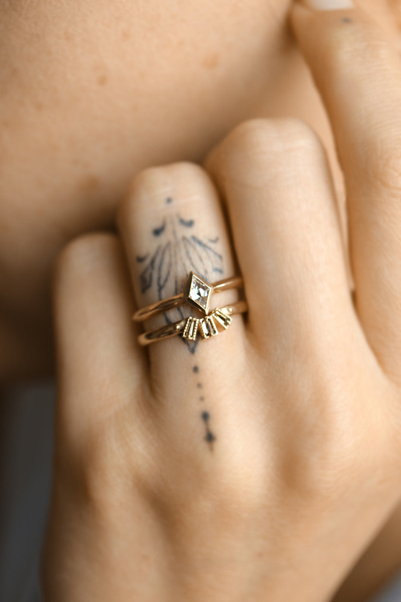 Aurora Champagne Diamond Ballerina Band