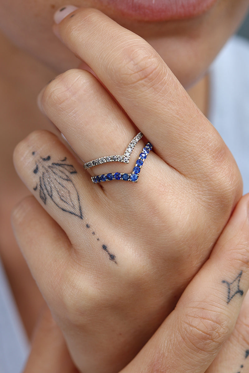 Varinia Blue Sapphire Band