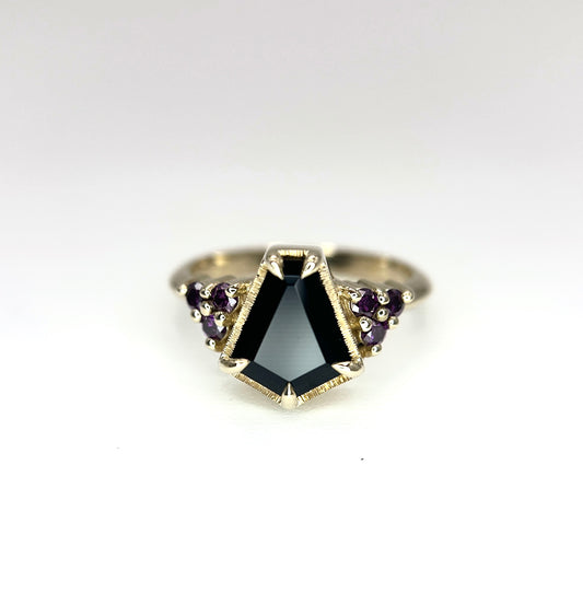 Chasca Black Spinel and Purple Diamond Ring