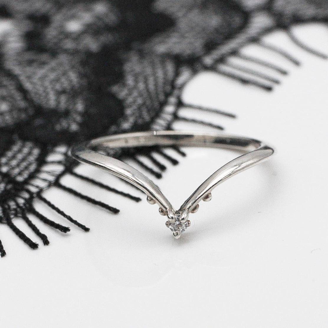 Reina Single Lab-Created Diamond Fitted Band