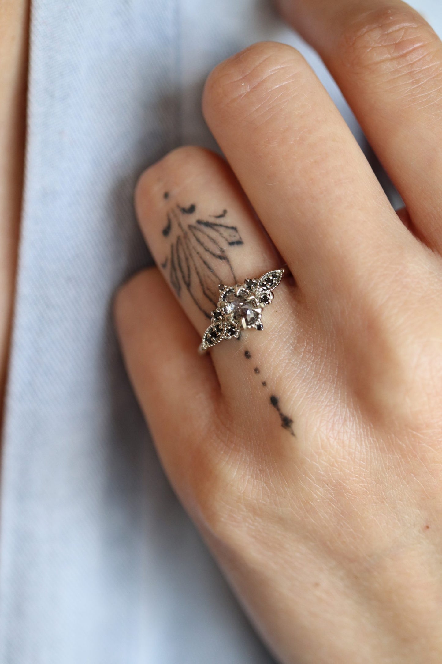 Stella Black Ring
