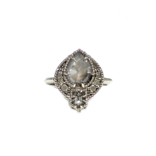 Regiis Silver Pear Ring