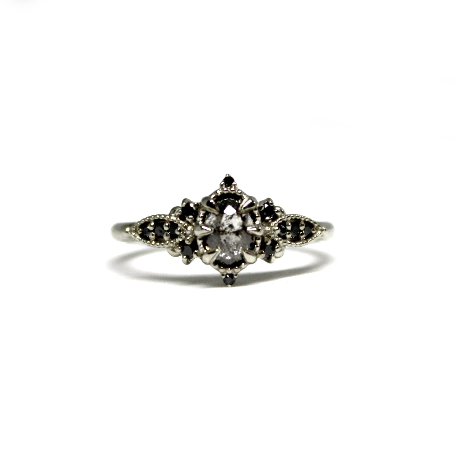 Stella Black Ring